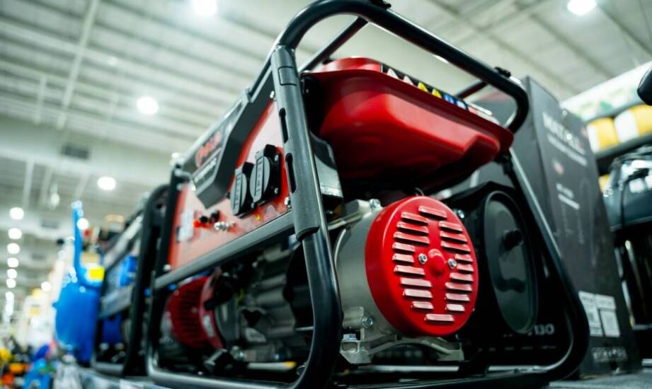Jak kupno używanego prądotwórczego agregatu wpływa na budżet firmy?