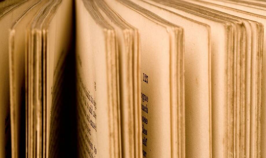 Jak historyczna literatura interpretuje zmiany społeczne?