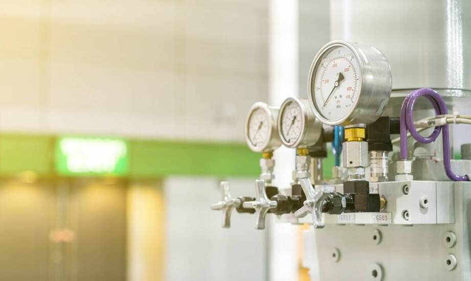 Wpływ hydraulicznych rurek na wydajność wysokociśnieniowych układów