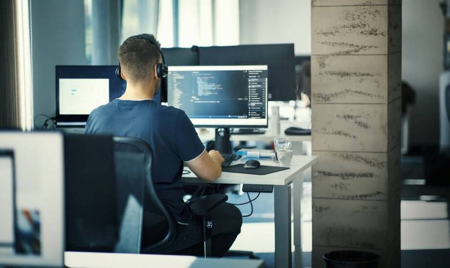 Znaczenie technicznego wsparcia w implementacji monitorujących systemów