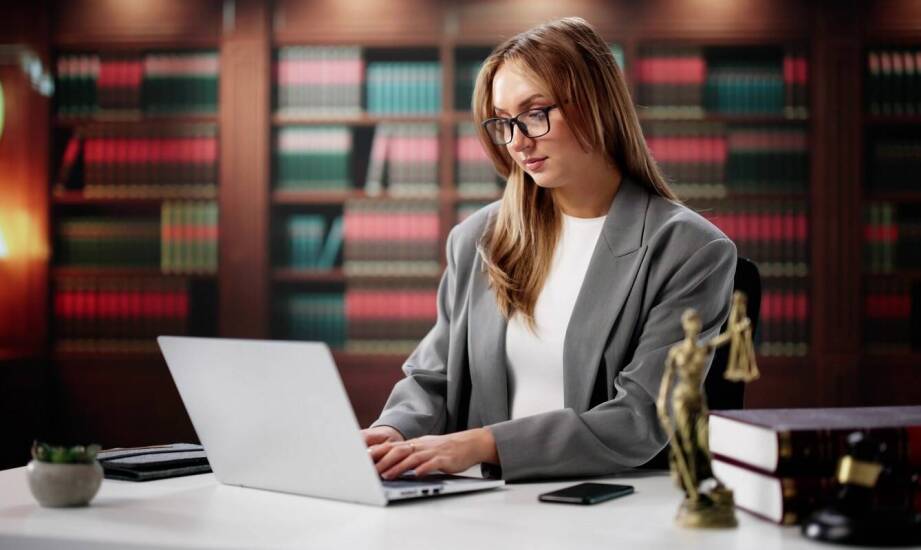Rola kancelarii w doradztwie prawnym dla indywidualnych i biznesowych klientów