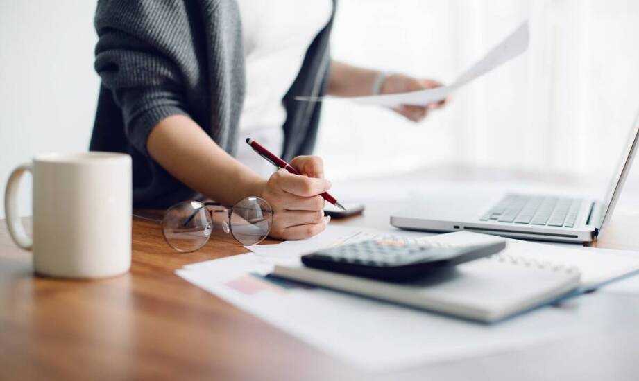 Jakie kroki podjąć przy zakładaniu działalności gospodarczej z biurem rachunkowym?