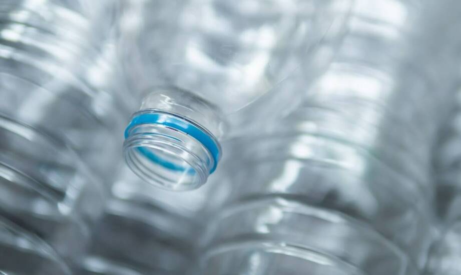 Wpływ recyklingu butelek z PET na zrównoważony rozwój