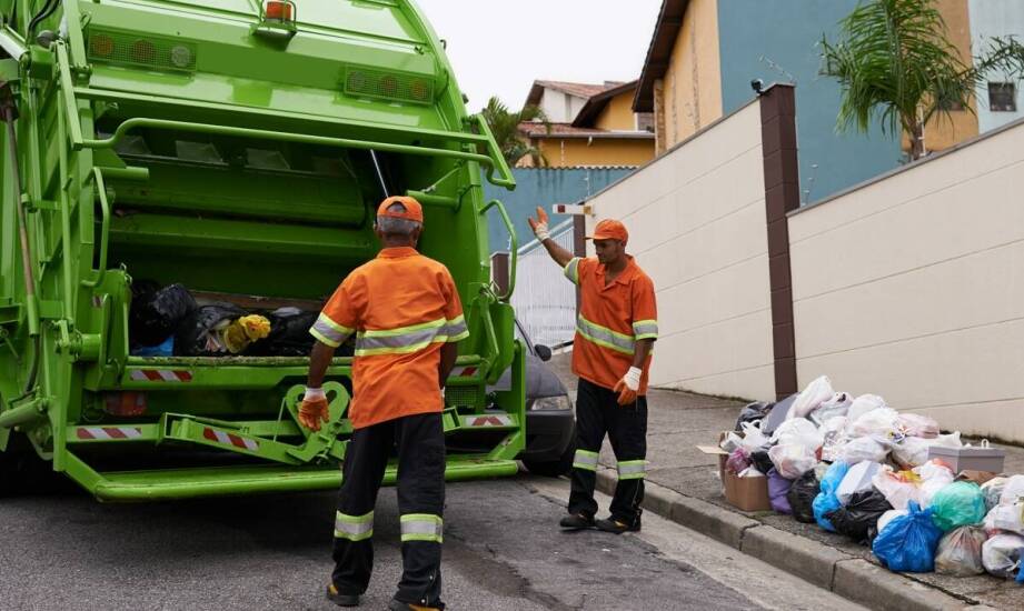 Jak rzetelna obsługa zwiększa efektywność odbioru odpadów przemysłowych?