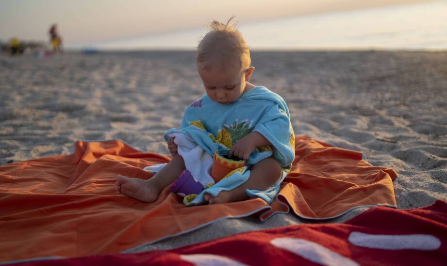 Jak dziecięce poncho wpływa na komfort termiczny po zabawie w wodzie?