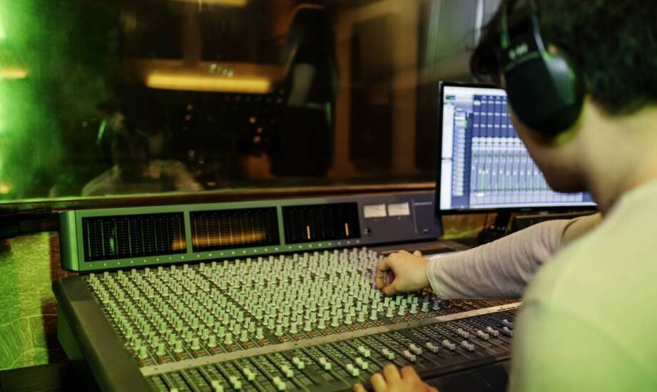 Die Rolle von tschechische sprecher in Aufnahmen für Dokumentarfilme