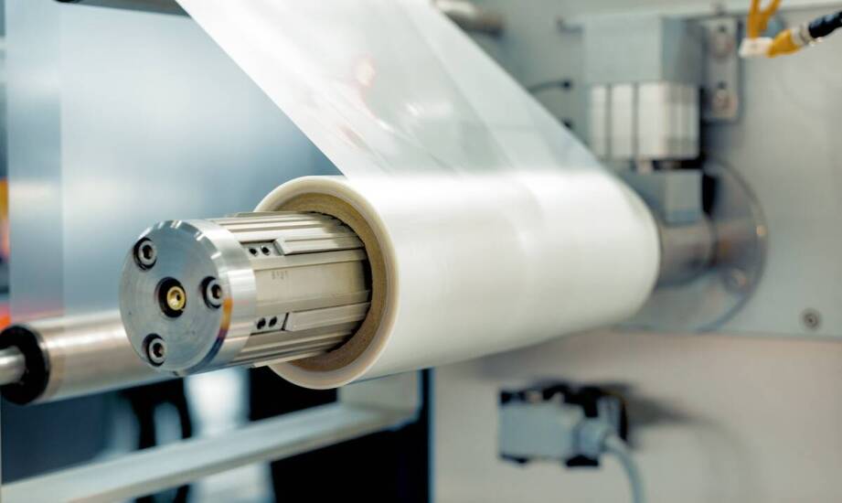 Nowoczesne technologie klejenia z użyciem produktów w przemyśle.