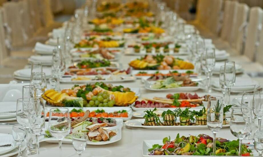 Zastosowanie gastronomicznego papieru w obsłudze cateringowej