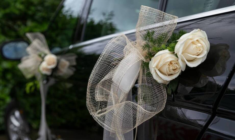 Jakie dodatkowe usługi oferuje wynajem limuzyny na imprezy w Łodzi?