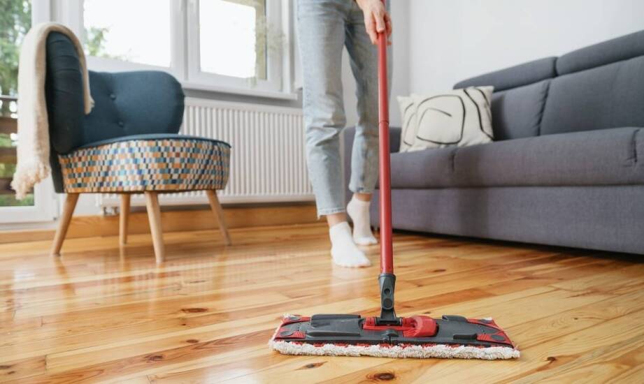 Jak wynajem parowych myjek wspiera ekologiczne podejście do sprzątania?