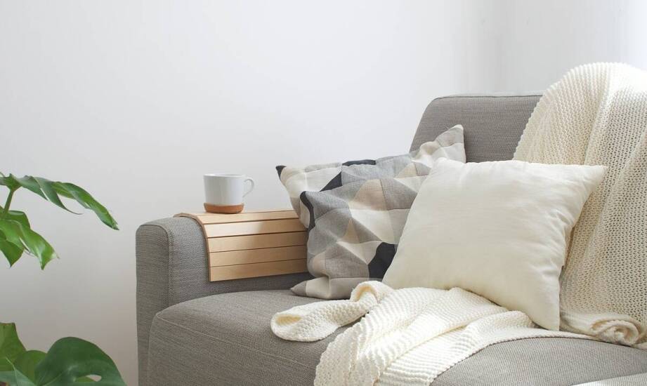 Lniane poszewki jako element stylu skandynawskiego – jak je wkomponować?