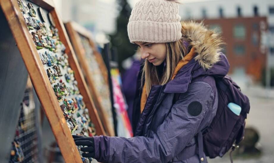 Reklamowe tablice a ich wpływ na decyzje zakupowe klientów