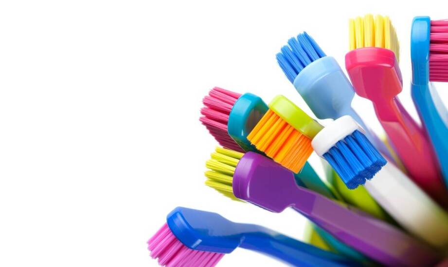 Nowoczesne rozwiązania w czyszczeniu butelek: zastosowanie szczotek do butelek.