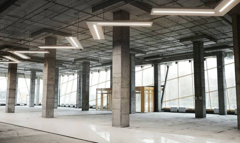 Aluminiowe profile w projektowaniu przestrzeni publicznych: nowoczesność i trwałość