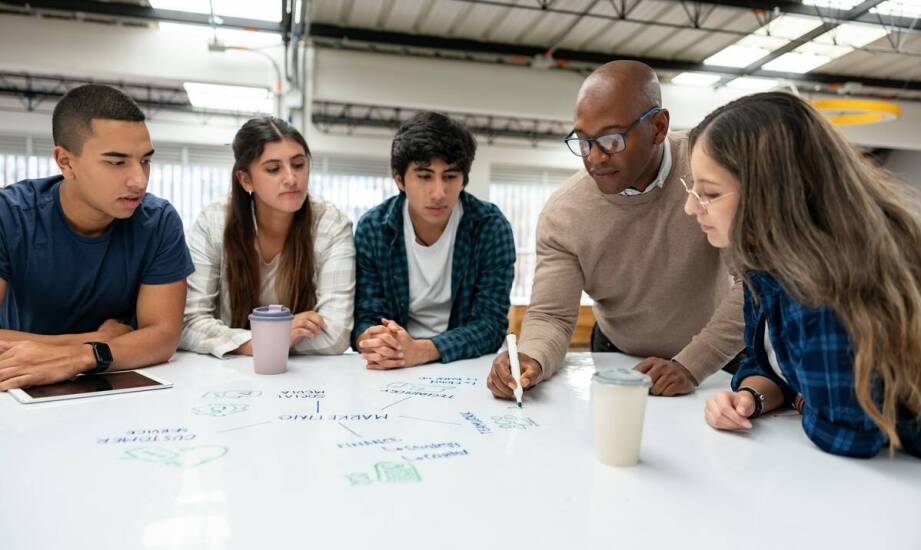 Einsatz von rumänische sprecher in Bildungsprojekten