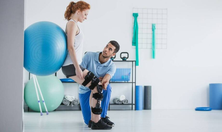 Rola fizykoterapii w prewencji powikłań po operacjach ortopedycznych