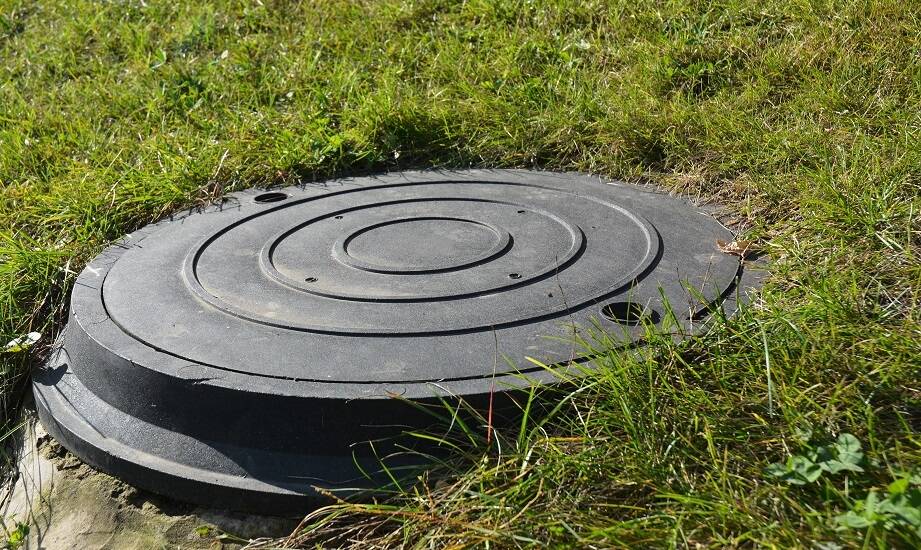 Wpływ maskowania sanitarnej infrastruktury na estetykę ogrodu