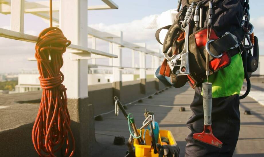 Jakie dokumenty kominiarskie przygotowuje kominiarz w Wieliszewie dla odbiorów budowlanych?