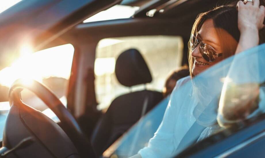 Czy trampki na platformie mogą przeszkadzać w prowadzeniu pojazdu?