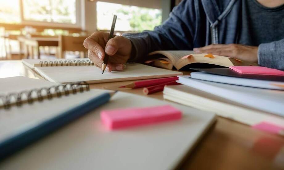 Jak synchronizacja nauki wpływa na efektywność przygotowań do egzaminu?