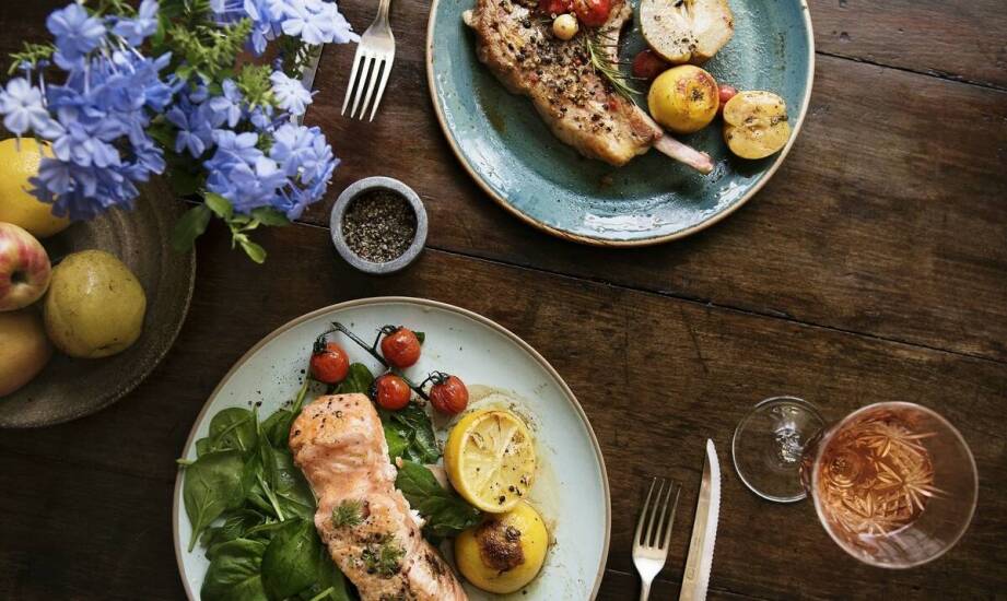 Jak restauracja w Zgierzu integruje lokalne produkty w swoim menu?