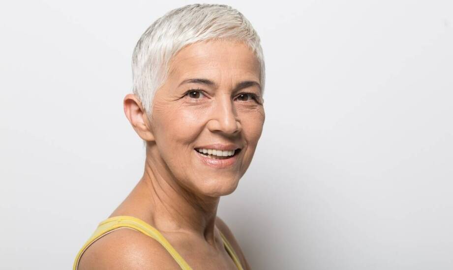 Jak poprawić wygląd oczu po 50-tce dzięki estetycznej chirurgii?