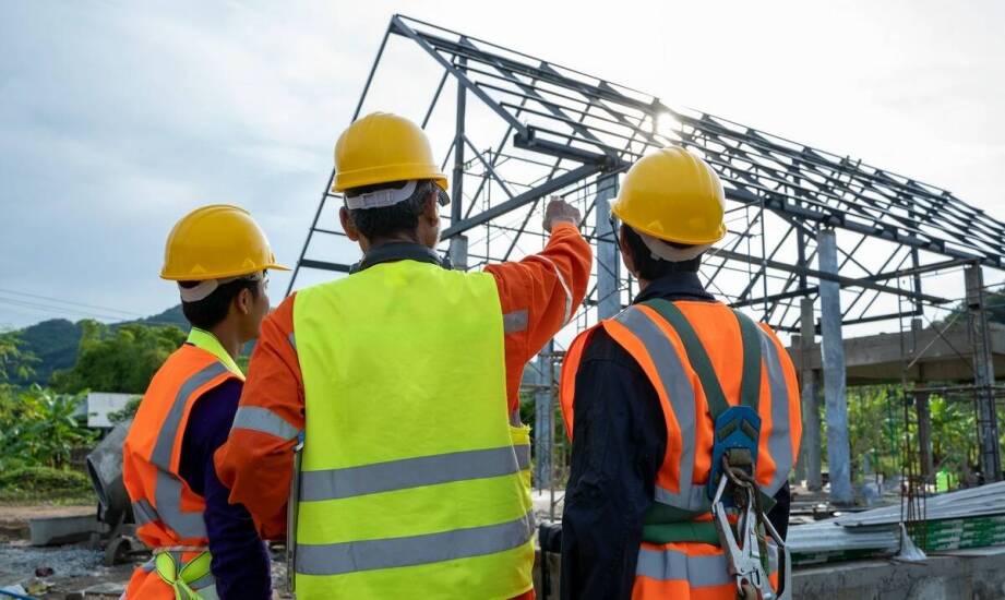 Wyzwania i korzyści z produkcji stalowych konstrukcji na podstawie dokumentacji klienta