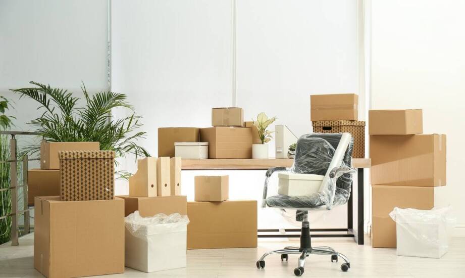 Materiały do pakowania dla przemysłu a potrzeby małych firm