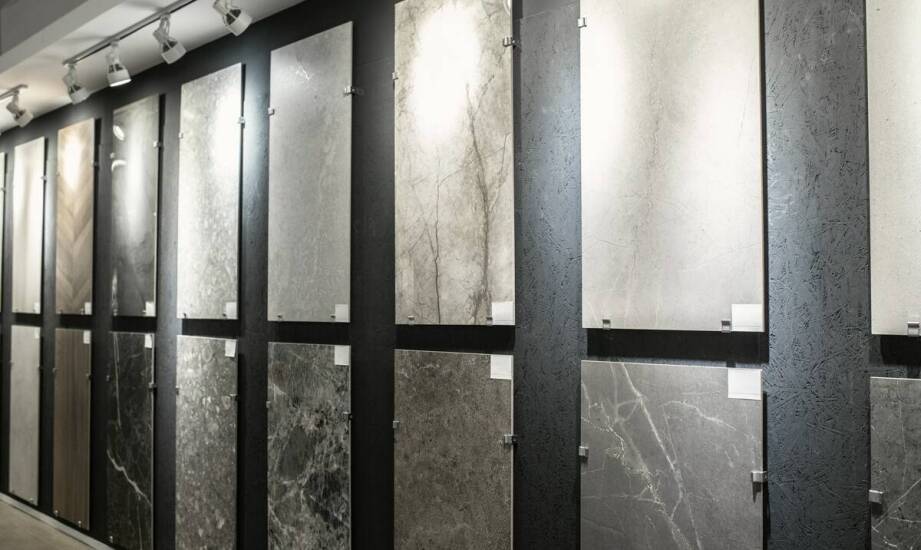 Ceramiczne płytki a odporność na ścieranie – co warto wiedzieć przed zakupem