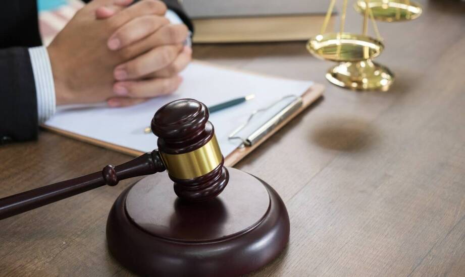 Obrona w sprawach karnych – jak przygotować się do procesu z adwokatem?