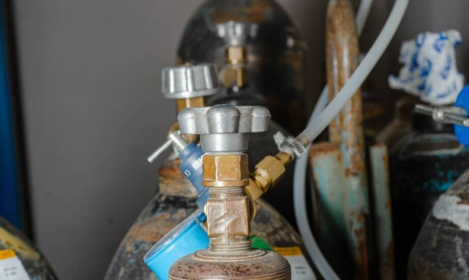 Jakie są skutki niewłaściwego użycia butelek do oczu płukania?