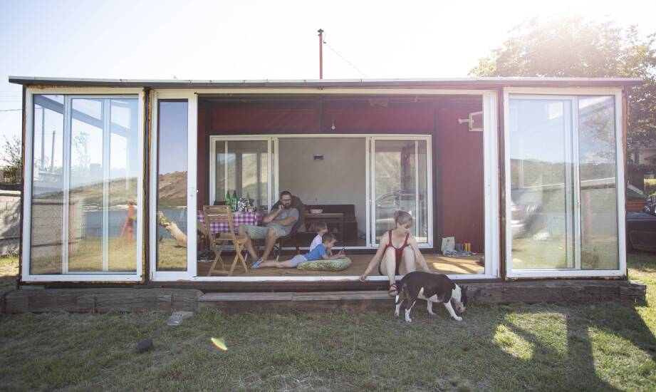 Jakie są korzyści z wynajmu mobilnych domków na krótkoterminowy pobyt?