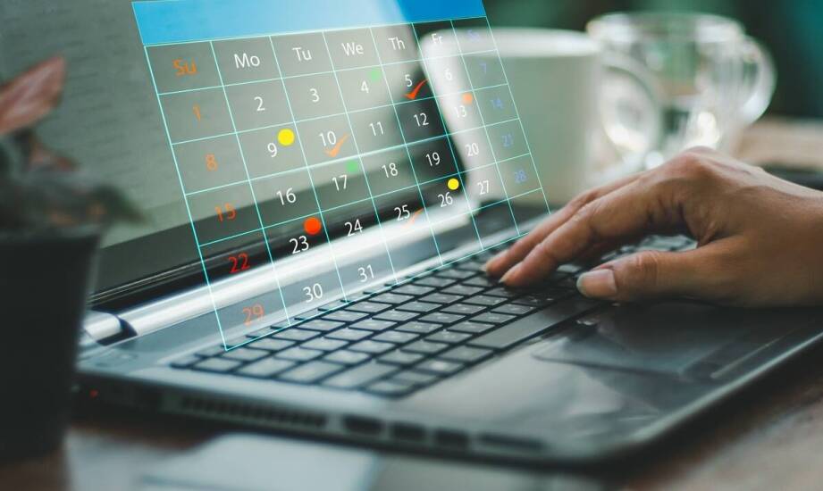 Wpływ sezonowości na organizację i cennik zagranicznych przeprowadzek