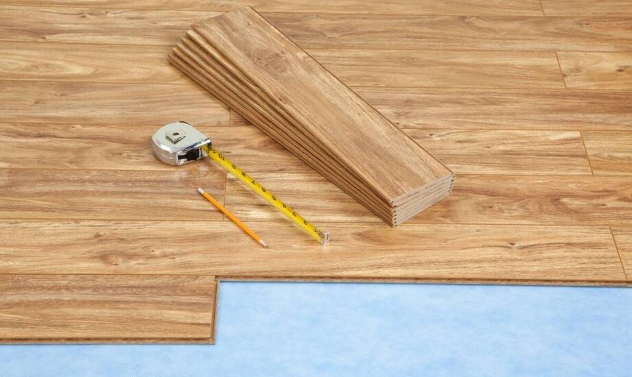 Jak przygotować pomieszczenie do układania podłogi?