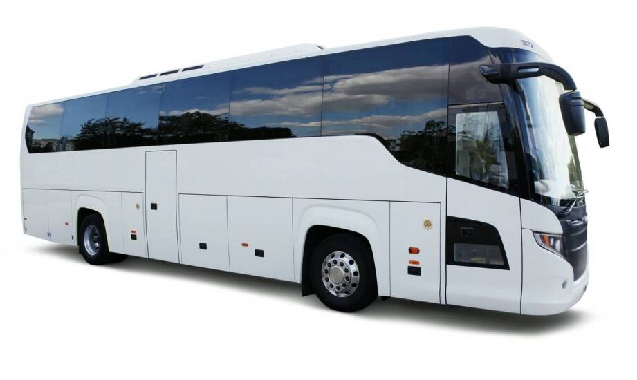 Wynajem autokaru na kulturalne eventy – jak zorganizować transport dla uczestników?