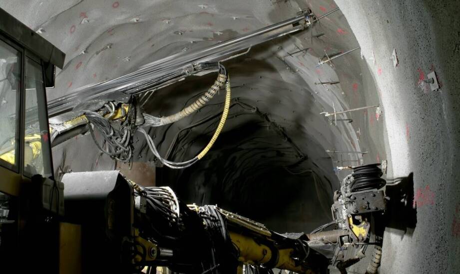 Jakie są zalety stosowania tłokowych pomp w budownictwie podziemnym?