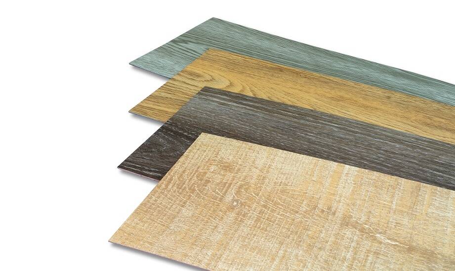 Wybór kolorystyki winylowych paneli jodełka a styl wnętrza