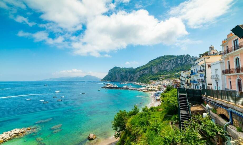 Noclegi w Ustce z widokiem na morze – dlaczego są tak popularne?