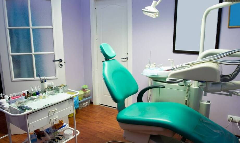 Rola darmowych konsultacji przed zabiegiem laserowej depilacji