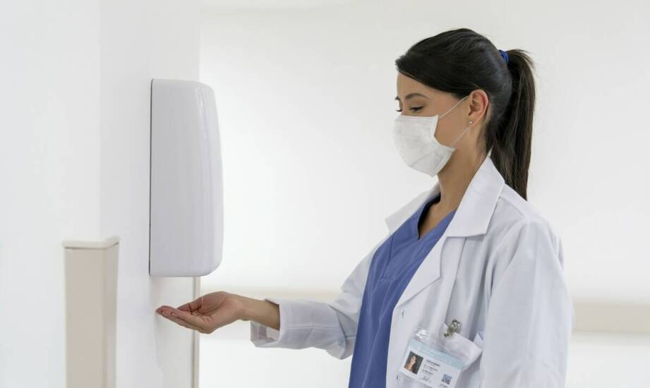 Jakie innowacje oferują nowoczesne dozowniki Tork w sektorze sanitarnym?