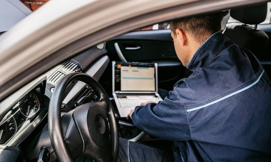 Jakie są najważniejsze elementy diagnostyki samochodowej elektroniki?