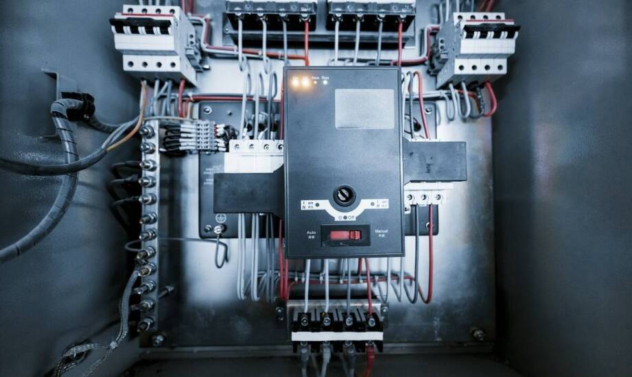 Zalety galwanizacji metali w przemyśle elektrotechnicznym