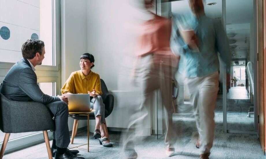 Wpływ językowych kursów na rozwój zawodowej kariery pracowników