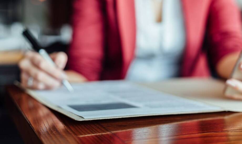 Polisolokaty a surowe kary za wcześniejsze wypowiedzenie umowy