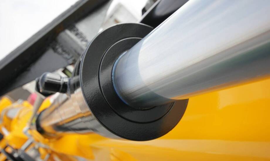 Siłownik przyczepy a precyzja podnoszenia i kiprowania