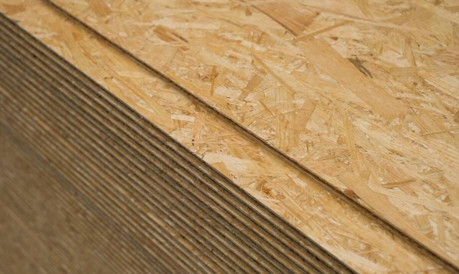 Sosnowa sklejka 4 mm w kontekście izolacji termicznej i akustycznej