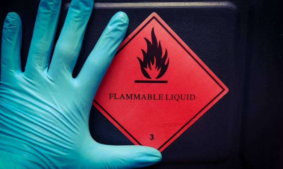 Kluczowe aspekty oznakowania niebezpiecznych substancji w transporcie