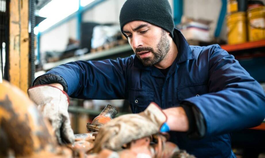 Efektywność użycia ręcznych paleciaków w warsztatach samochodowych
