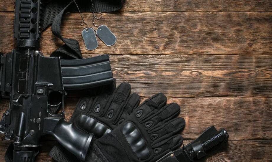 Wybór broni w laserowym paintballu – jak dostosować sprzęt do stylu gry?