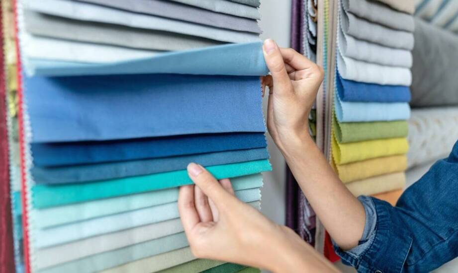 Rolety w sklepie internetowym – jak korzystać z konfiguratora do zamawiania produktów?